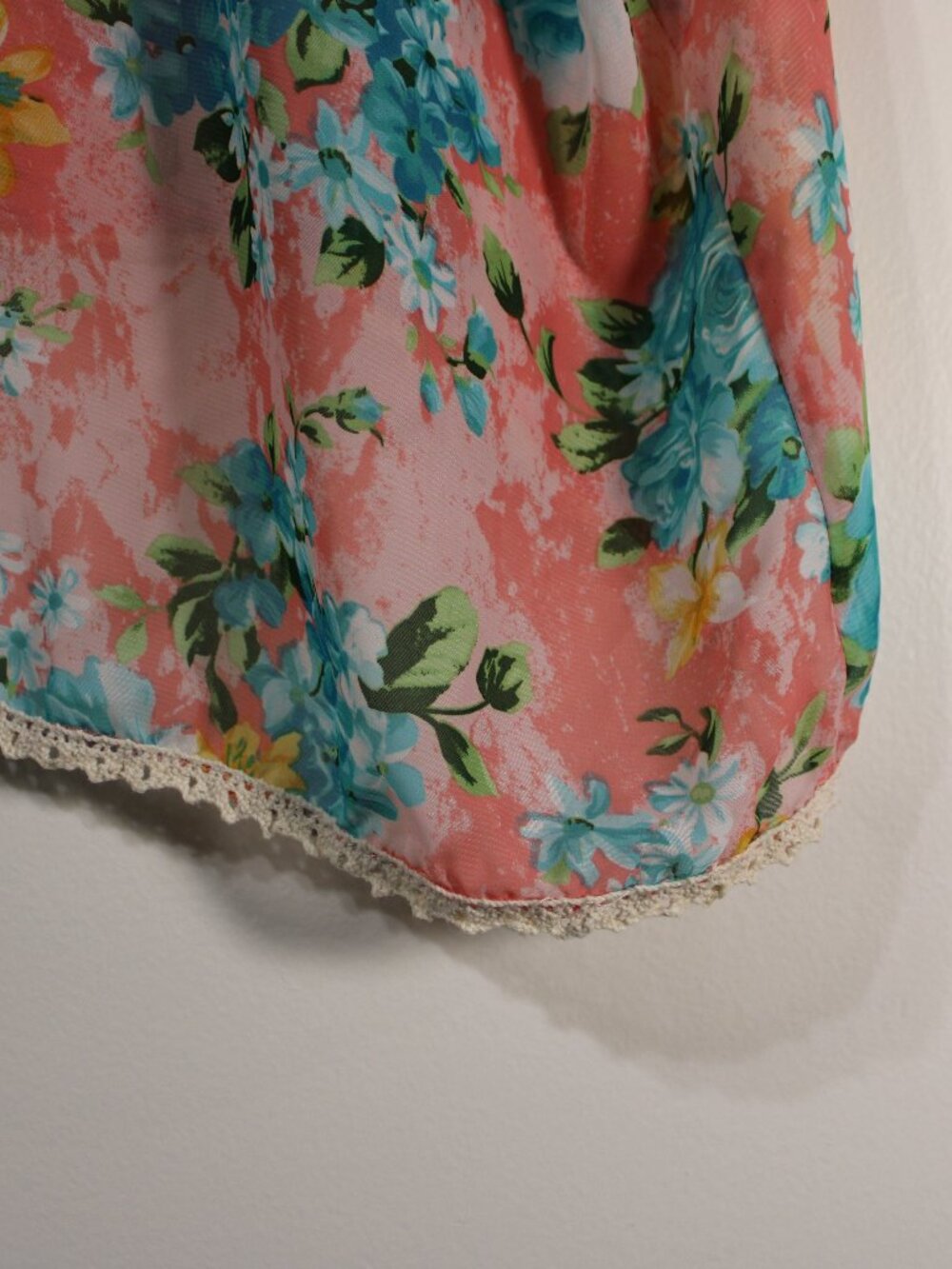 Womens Liberty Love Floral Crochet Lace Kimono/Sheer Cardigan or Beach Coverup - Picture 4 of 12